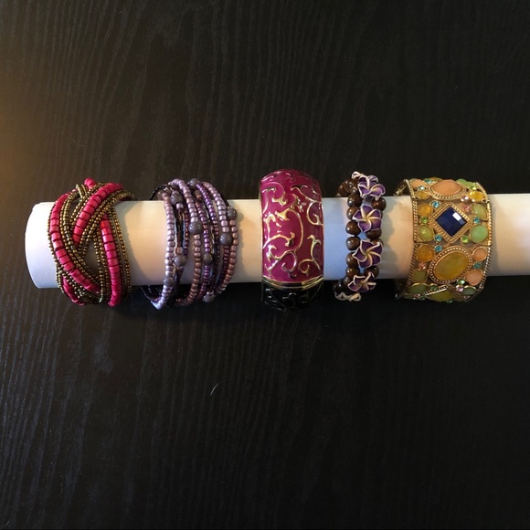 Jewelry - Set of 5 Bracelets